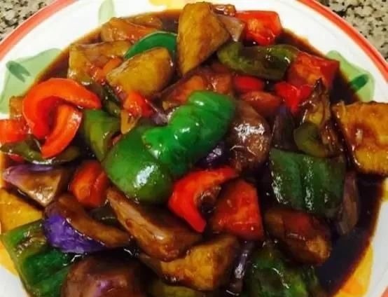 推荐媳妇最拿手的12道家常美食,一家人吃得很温馨,回味无穷