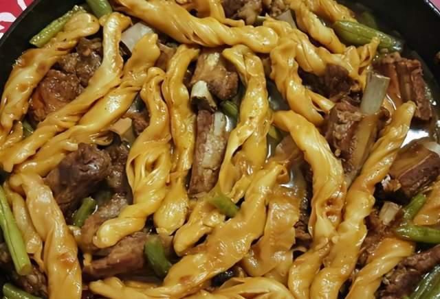 我家最近迷上吃的食物，不煎也不蒸，炖一炖焖一焖，饱腹更暖身