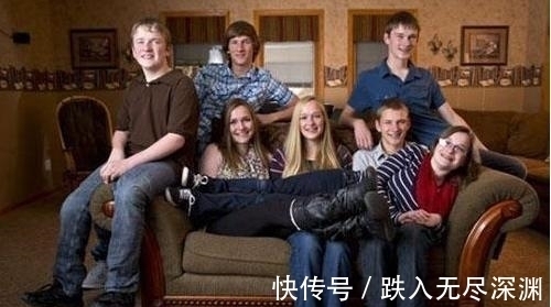 妈妈|当年美国妈妈不顾医生劝阻,非要冒险生下7胞胎,如今怎样了?