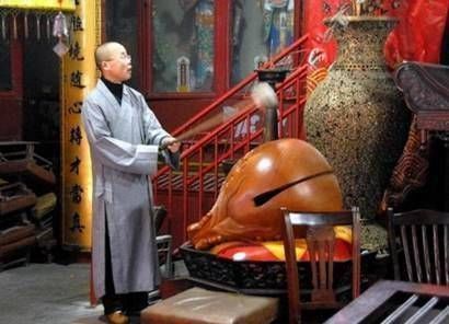 和尚#和尚念经时为何要敲木鱼很少有人知道其中的玄机