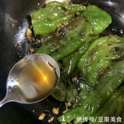 豆豉|超级下饭的糖醋虎皮青椒这么做，吃前一定备足饭