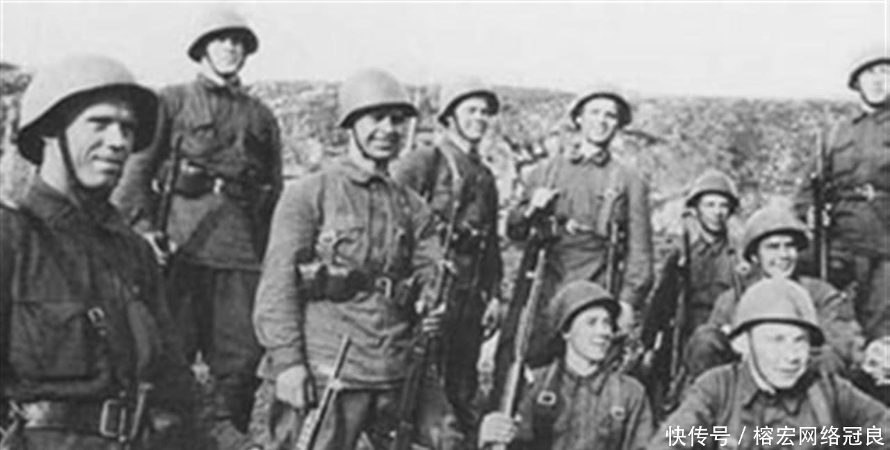 久攻不下|日军躲进碉堡,苏联士兵久攻不下,一中国老农经过:我有办法