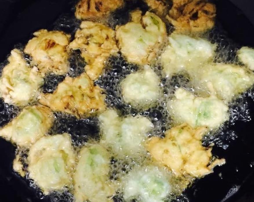 萝卜丸子|炸萝卜丸子,调面糊用淀粉还是面粉?多数人没搞明白,难怪不好吃