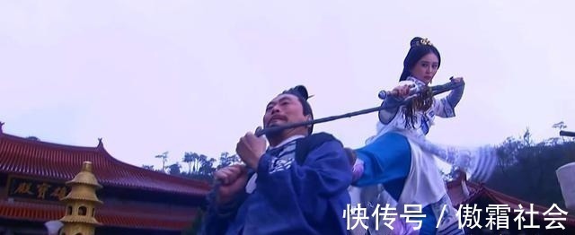 九阴真经&同样练九阴白骨爪,为何黄衫女能秒杀周芷若?周伯通说出了原因