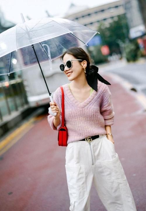 穿搭 见过世面的女人,穿针织衫从不“将就”,这些搭配高级精致又温柔