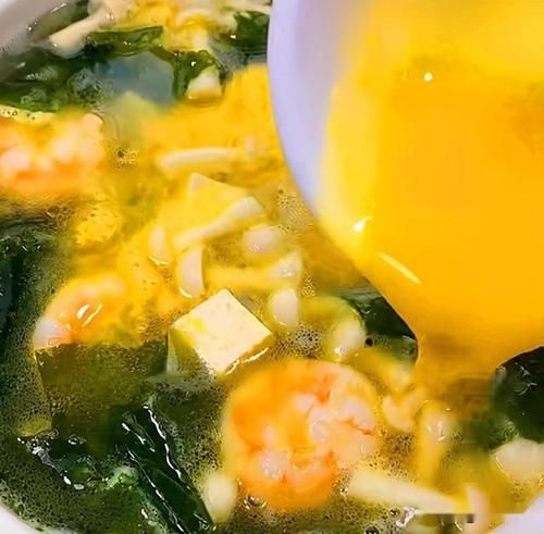 夏天是孩子长高时期,我家每周都做这汤,营养全面,孩子爱喝