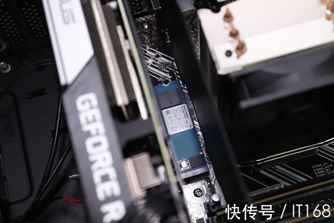 显卡|搭载锐龙7 5800X+RTX 3070显卡，ROG光魔G15电竞主机评测