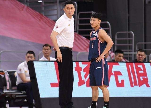 cb广东20分惨败!杜锋再谈常规赛目标,重点表扬徐杰,多名老将有伤