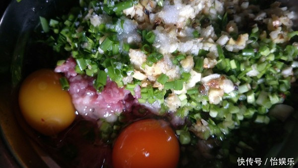 冬天用它包饺子,比猪肉白菜还鲜美,实惠又营养,一顿半斤不够吃