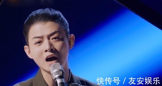 《披荆斩棘的哥哥》陈小春挺兄弟秒变山鸡哥，张云龙言承旭很好磕