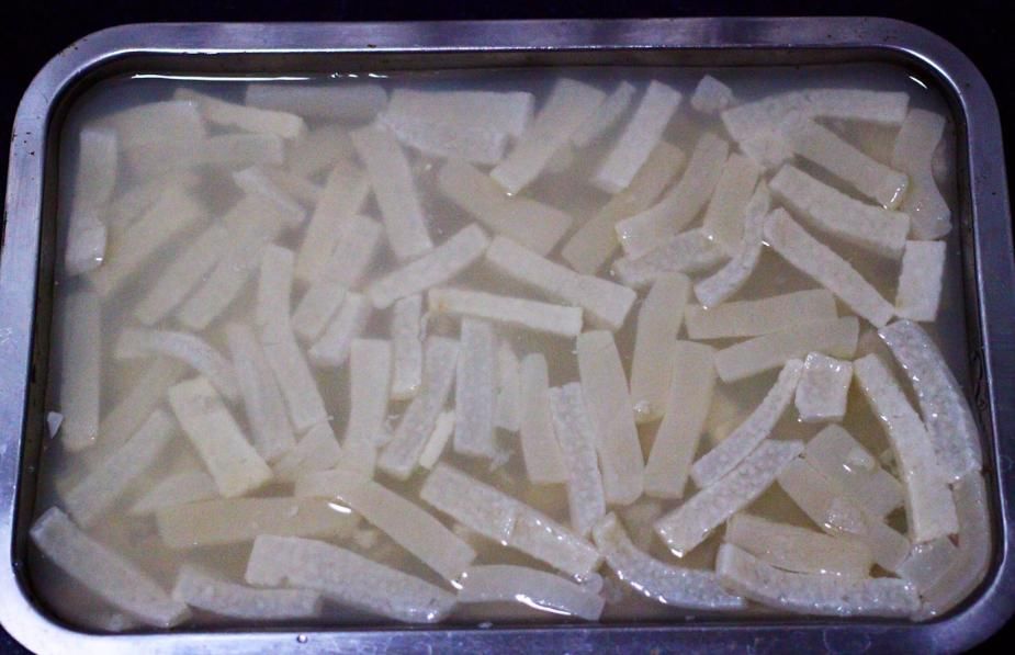  猪皮|做猪皮冻，不能直接焯水！多做1步，晶莹剔透，爽滑Q弹，没腥味