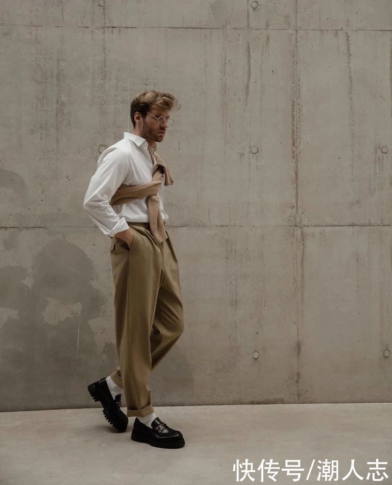 yeezy 高质量男性如何选鞋?若是不想盲目跟风,劝你少穿AJ和Yeezy