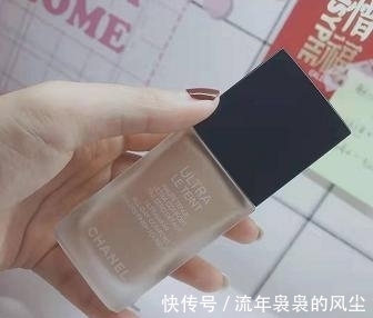 阿玛尼 底妆脱妆整个妆面犹如车祸,尴尬!这些持久粉底液你还不知道?