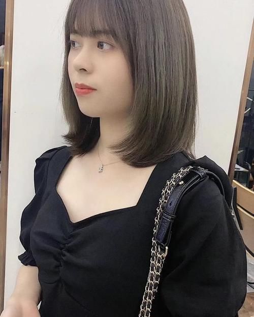 35岁女人染发前,先看你适合什么发色,简单从4点判断,不会错