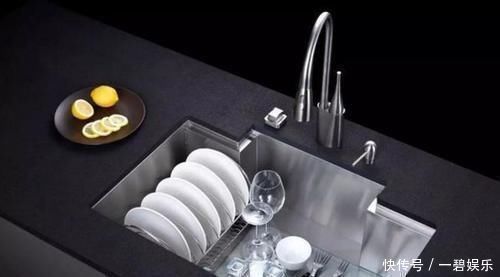 实用|等我买房了,厨房坚决不装台下盆学学聪明人这装法,高级又实用