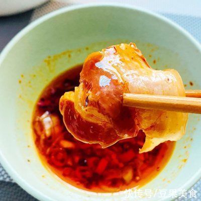 大厨|这道腊排骨腊肉火锅比米其林大厨做的还好吃