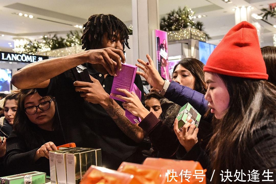 发达国家|为何越发达的国家,越不支持“电商”?看到路边的街道就清楚了