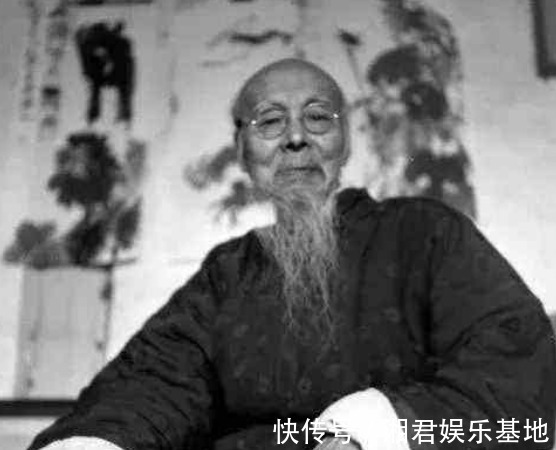 水牛@齐白石随手画了只没头的水牛卖了一千万,凭什么专家放大看