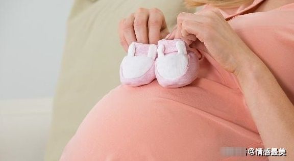 孕晚期|怀孕4个月后,每个阶段小宝宝“胎动”各有不同,看完觉得好暖心