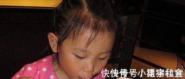 脾虚|儿科医生呼吁常见的3种早餐,脾虚又积食,尤其第一种,别坑娃