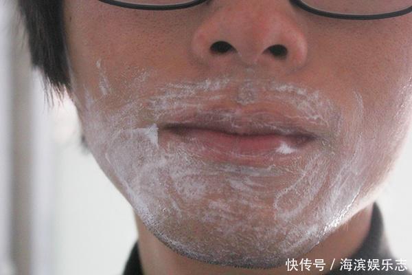 再三提醒:男性刮胡子避开三个时间,大多数男性都错