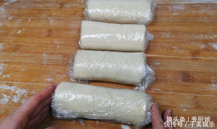 家有面粉和红糖,一定要学做一次,做法简单,香甜酥脆,孩子最爱