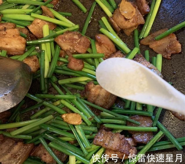 上火|秋天，这菜我家经常吃，营养极高，滋补不上火，下饭下酒都不错！