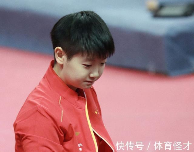 选手|孙颖莎再一次登报，被称赞是国乒新王，成为女乒代表性选手