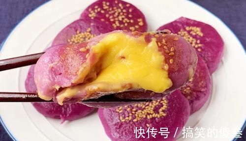 紫薯饼|紫薯饼最好吃的做法,咬一口直爆浆,儿子超喜欢,一口气能吃仨