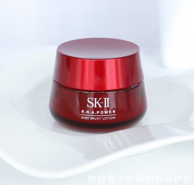 面霜 盘点几款合适50岁女人用的护肤品,保湿又抗衰老,有你在用的吗?