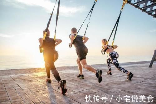 区别|健身和不健身有什么区别?几年后你就会知道了