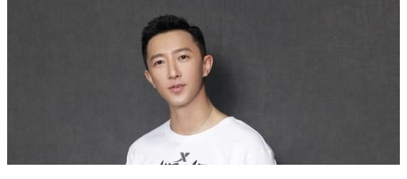 这就是街舞4|《街舞4》推迟到8月播出，高强度惹争议，有必要熬大夜录制吗？