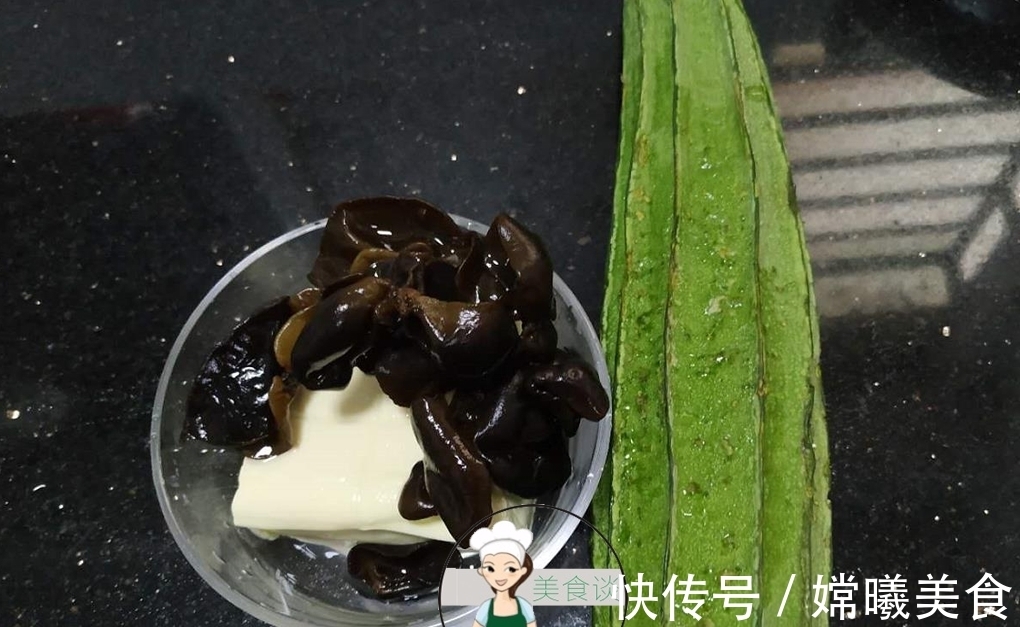 鲜美|三样素菜一起炒,实在太鲜美了,隔三差五做给孩子吃,营养又美味