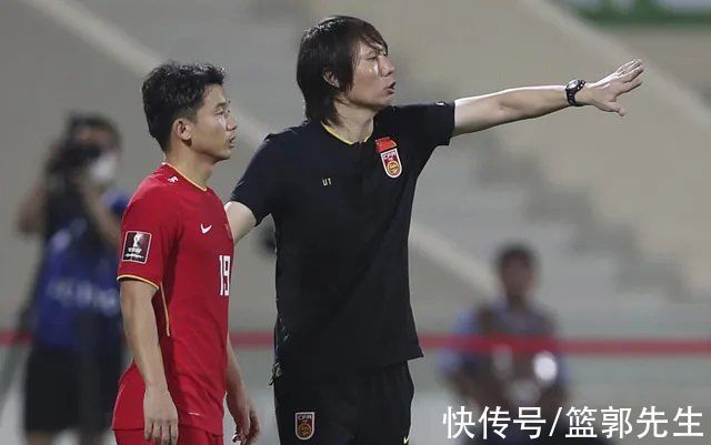 中国男足|人间清醒?武磊读秒绝杀越南,李铁直言是“运气”,赛后发文感叹