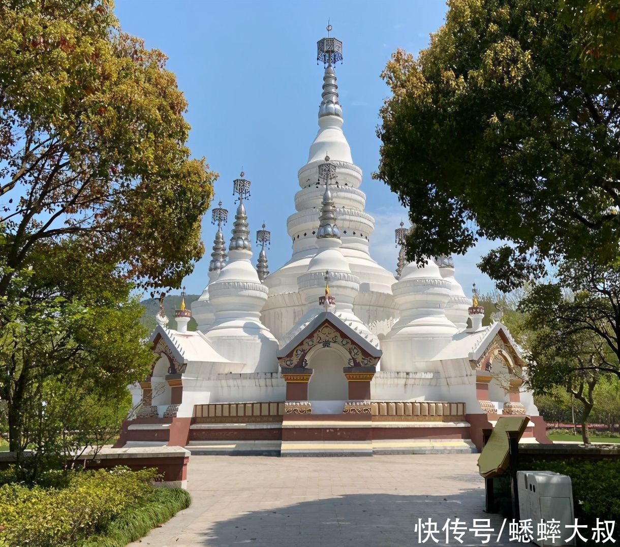 无锡一个“神来之笔”雕塑火了，拥有特殊效果，如今成祈福圣地