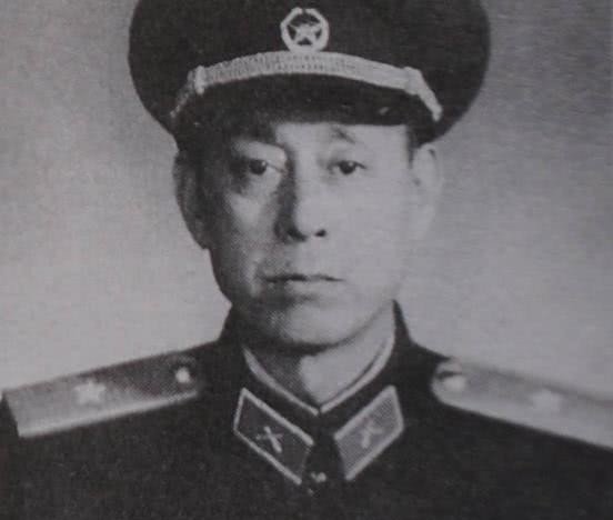 开国|北大高材生拿起枪,成粟裕手下特别能打的团长,官至开国少将
