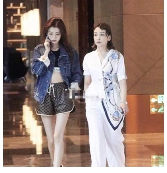 閃婚閃孕董子健，真不是為了當“京圈太子妃”？