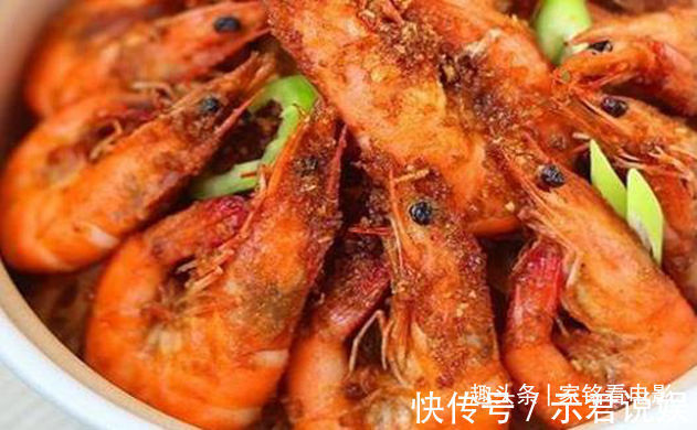 猪蹄|美食推荐金针菇培根卷,洋葱青椒炒蛋,玉米炖猪蹄,滋味虾做法