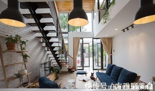 夫妻倆|婚后不跟父母住，在隔壁再建一棟，小夫妻天天住新房三餐去老房吃！