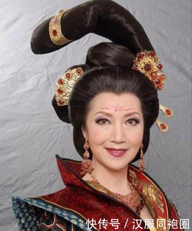 古人做高发髻的方法,居然这么接地气?又一可申遗项目悄悄诞生了