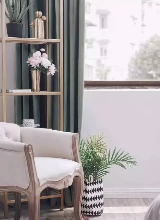 石膏线|85平两居室,这是我见过最轻奢漂亮、有品位的装修,太让人心动!