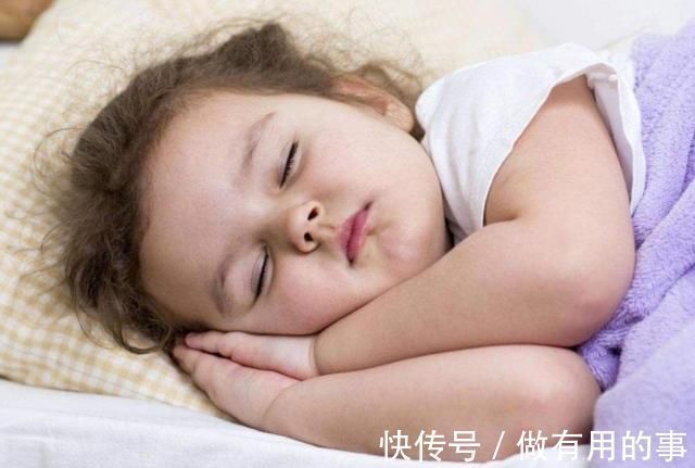 长高|13岁女孩身高停在128,医生诊断:都是爸妈的好习惯害得