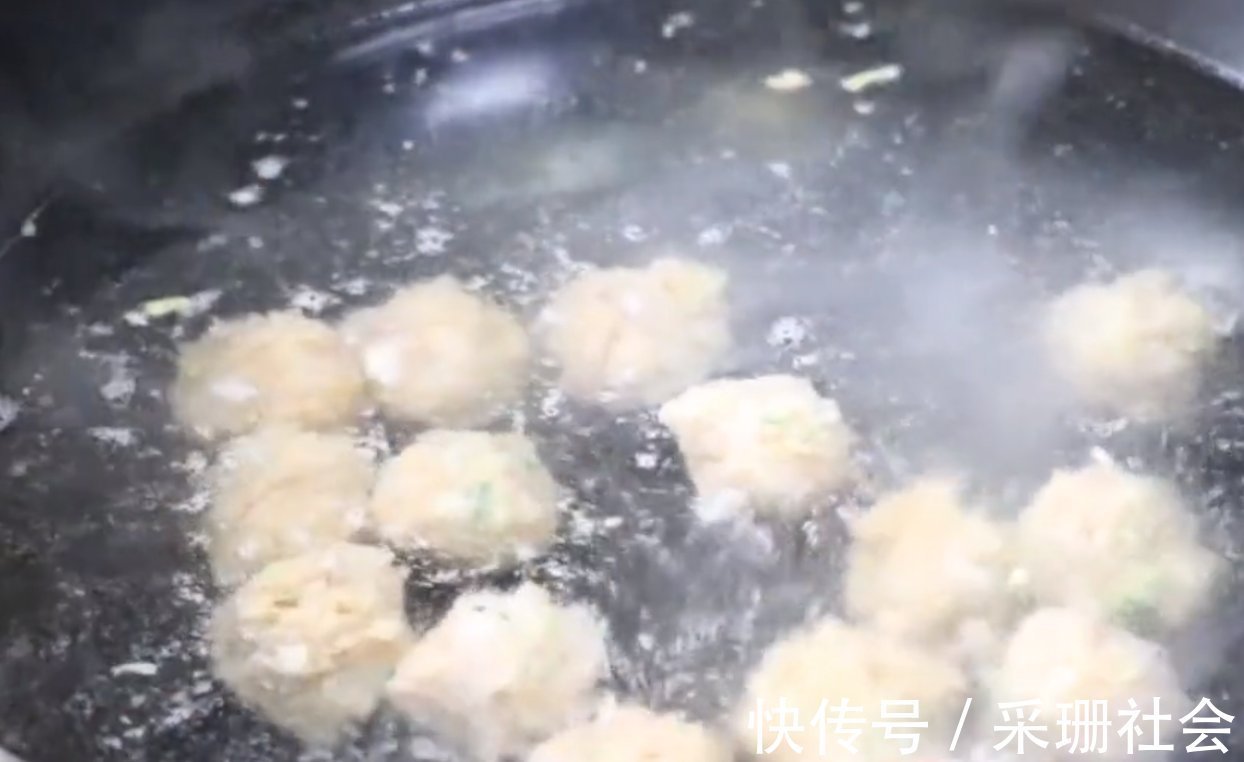 感冒咳嗽，多给家人喝这道汤，润肺止咳，增强免疫力，做法超简单