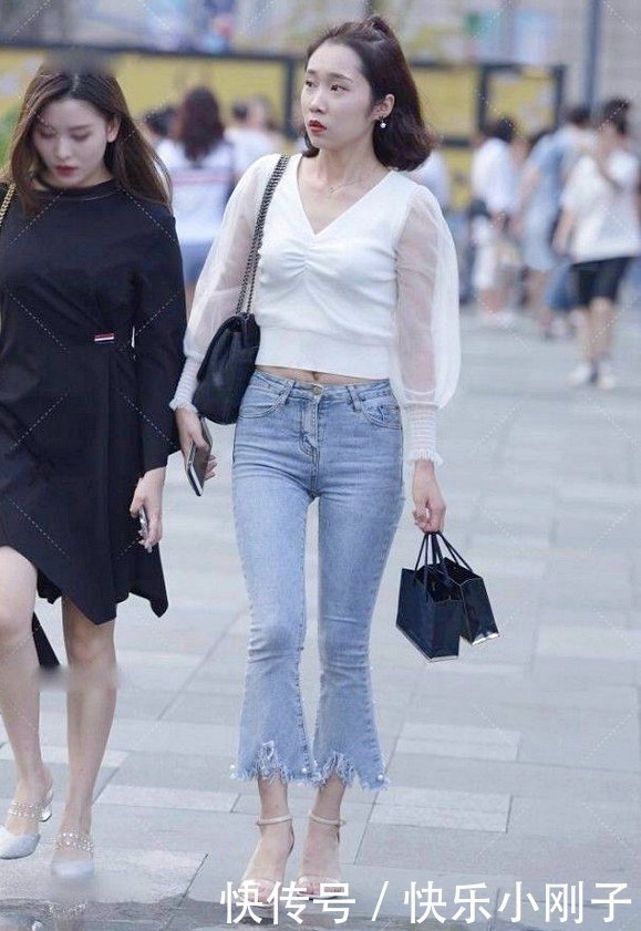 喇叭裤|裤脚长毛形成“喇叭裤”,长得不那么漂亮,也可以很打动人!