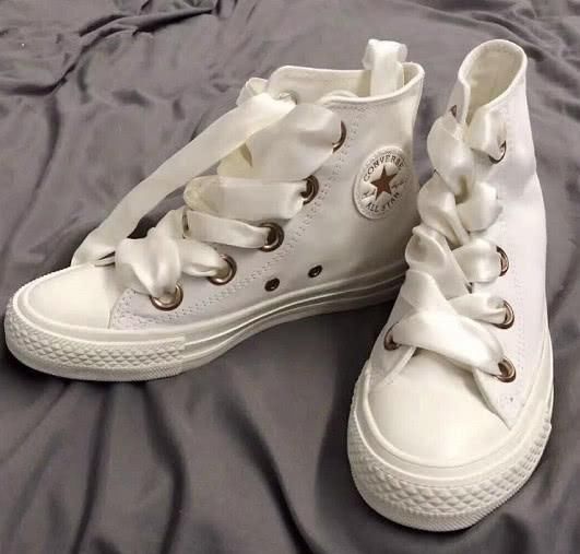 匡威的“仙女鞋”火了,丝带蝴蝶结太“斩男”了,恭喜你即将脱单