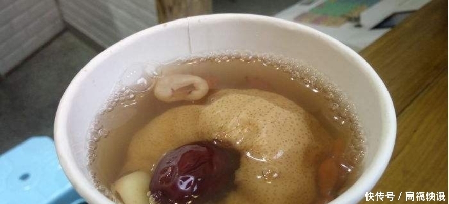 街头|7旬大爷街头卖良心小吃,5元一罐,网友想吃得排队,买到不容易