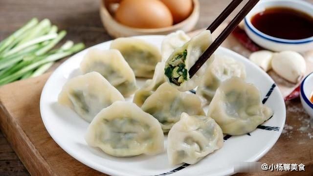 饺子馅|包黄瓜饺子，不要直接调馅，这样做，黄瓜鲜嫩不出水，营养不流失