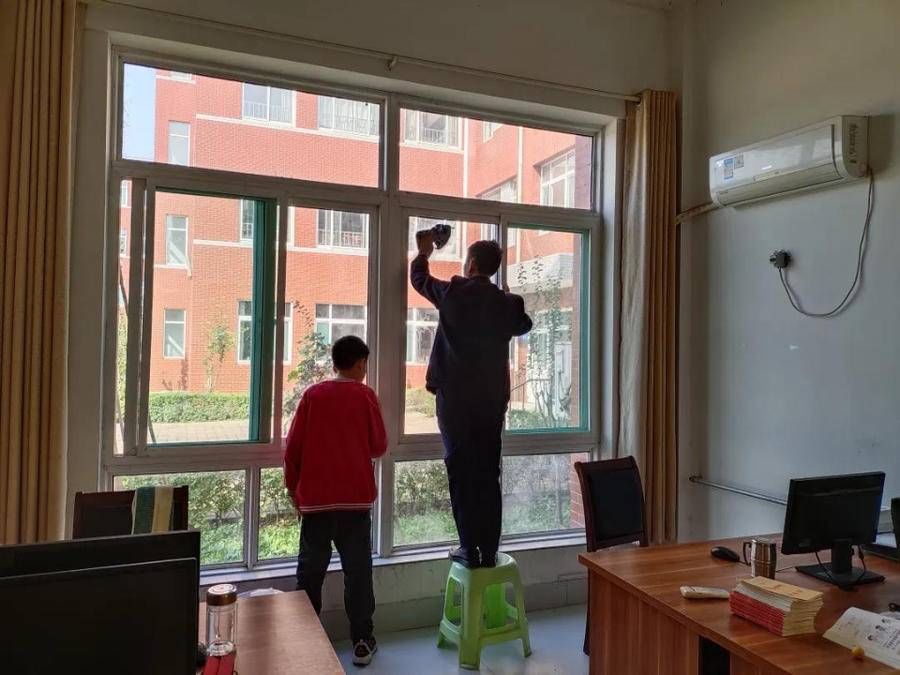 班级|枣园中心小学举行班级文化建设及办公室卫生美化活动