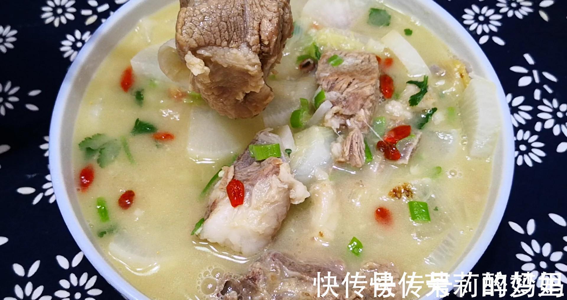 多喝|秋天如果有条件,建议中老年人:多喝这汤,增强免疫力,营养健康