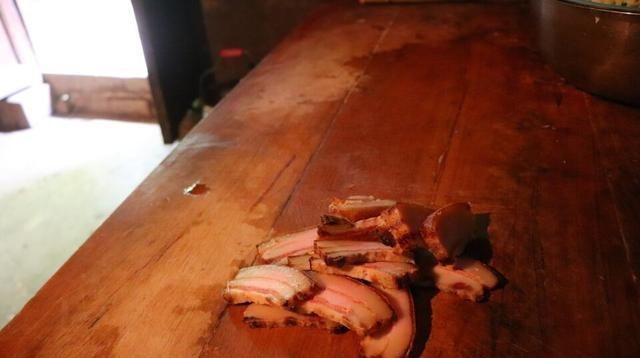 手艺|秦岭深山,主人家做饭手艺不错,满屋子香味